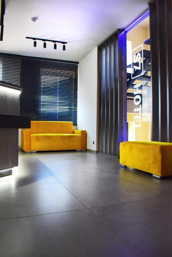S7 Hotel Kielce Bagian luar foto